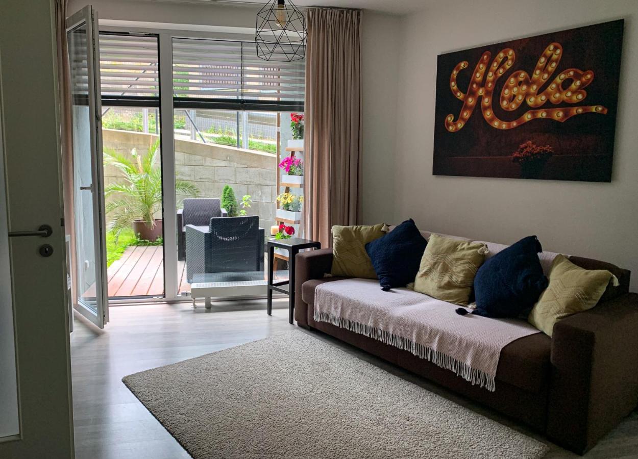 Jezerni Apartman S Terasou A Saunou V Lakepark Residence Доксы Экстерьер фото